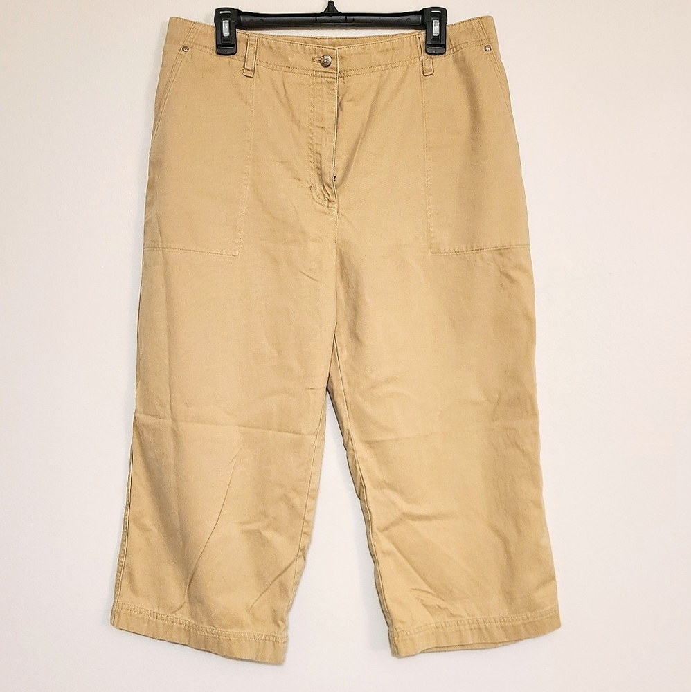 EUC Lauren Ralph Lauren Loose Fit Lightweight Tan Khaki Capri Pants Size 14